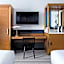 Cambria Hotel Boston Somerville