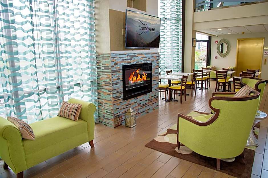 Pigeon River Inn