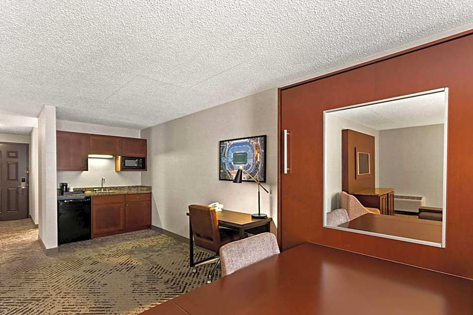 The Clover Hotel, Ascend Hotel Collection