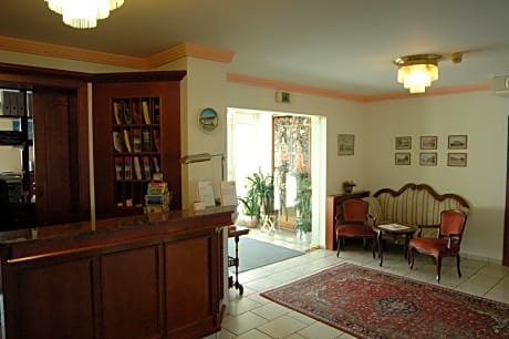 Pension Weber GmbH - Alojamientos en VIENA