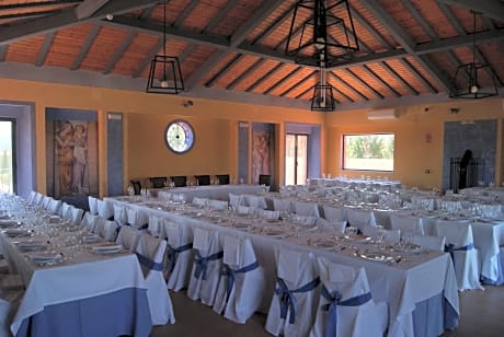 Hotel San Miguel del Valle Amblés - Alojamientos en EL FRESNO