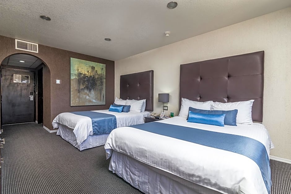 Hotel Pueblo Amigo