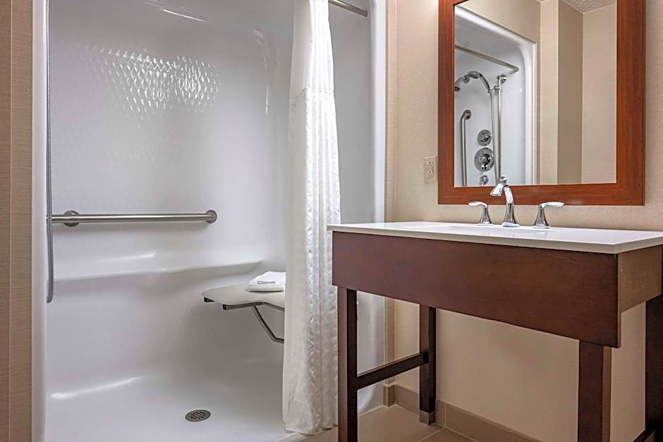 Comfort Suites near Penn State