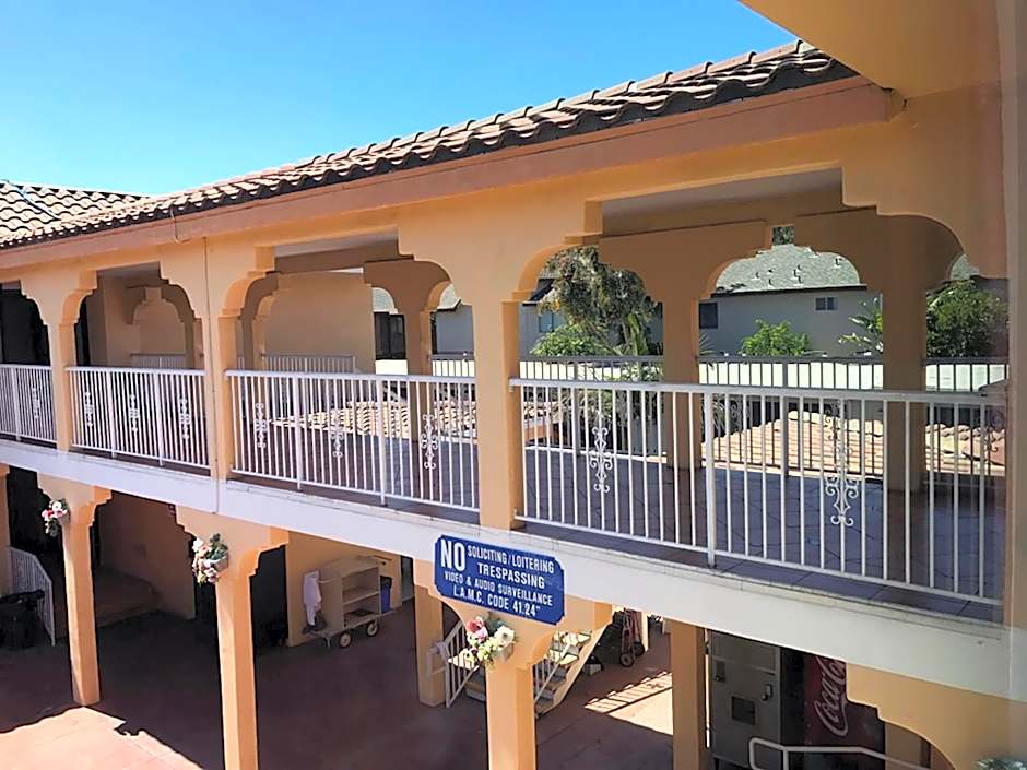 Starlight Inn Canoga Park
