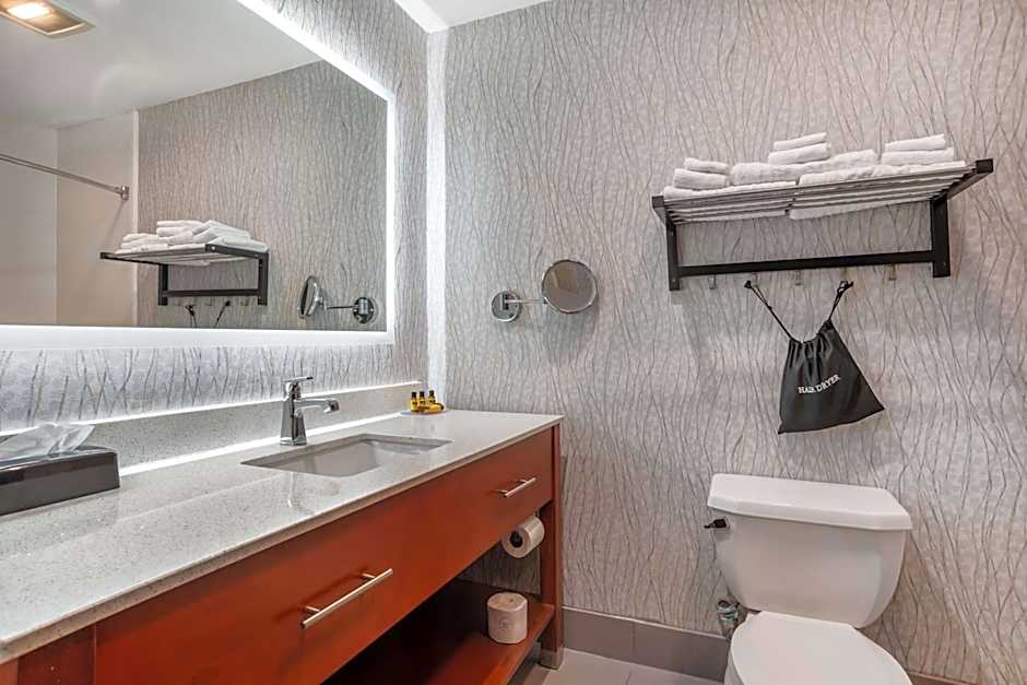 Best Western Plus Jackson Downtown-Coliseum