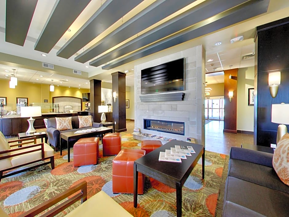 Staybridge Suites Madison - Fitchburg