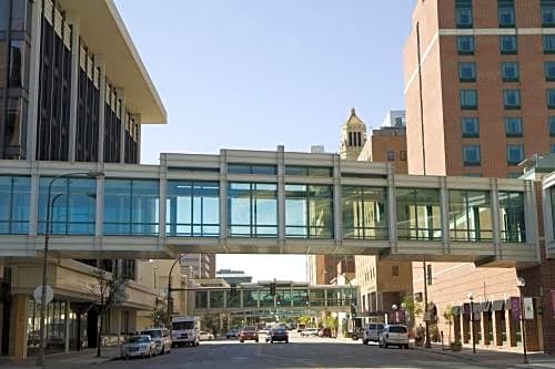 DoubleTree by Hilton Rochester - Mayo Clinic Area