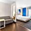 Spark by Hilton Pearland