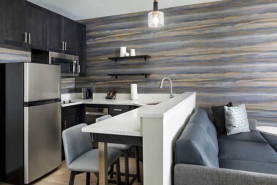 Residence Inn by Marriott Long Island Garden City