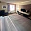 Quality Inn & Suites Los Angeles Airport - LAX