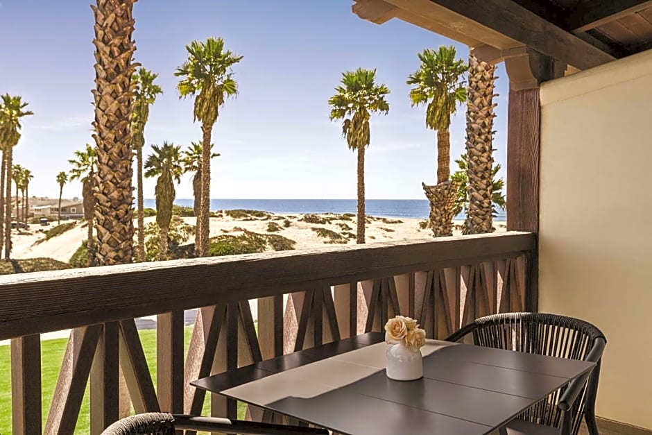 Zachari Dunes on Mandalay Beach, Curio Collection by Hilton
