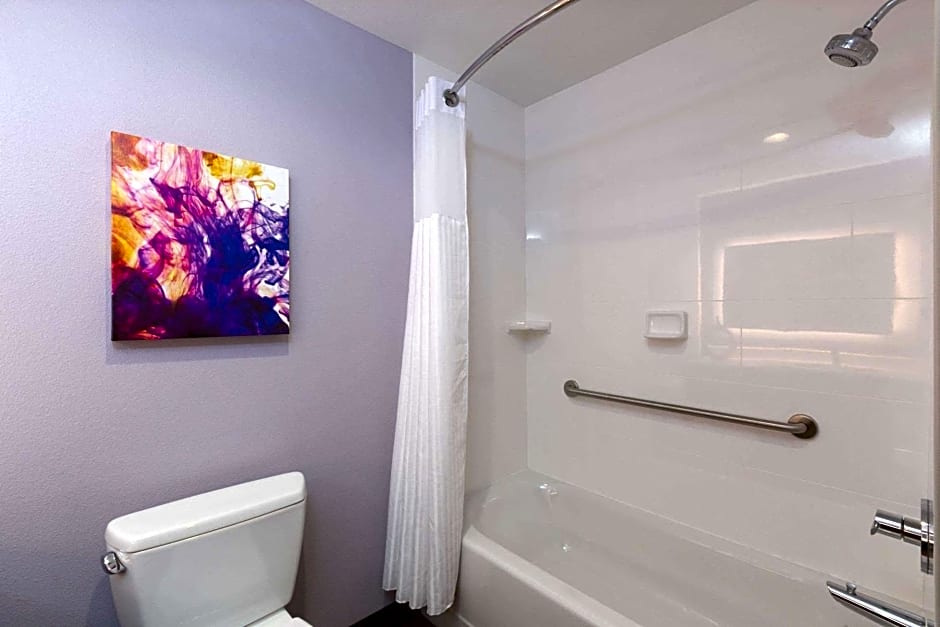 La Quinta by Wyndham Altoona Des Moines