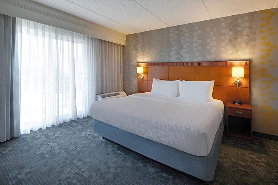 Courtyard by Marriott Cleveland Beachwood