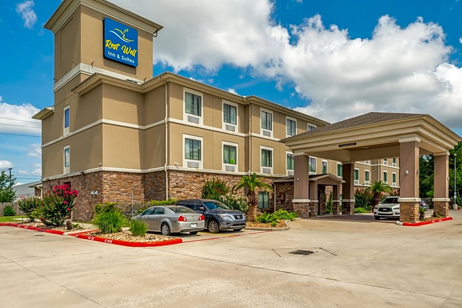 Restwell Inn & Suites I-45 North