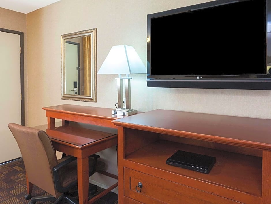 Days Inn by Wyndham Alhambra CA