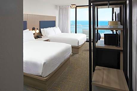 Guest room, 2 Queen, Oceanfront, Balcony