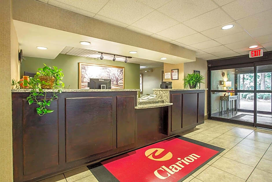 Clarion Inn & Suites Aiken South