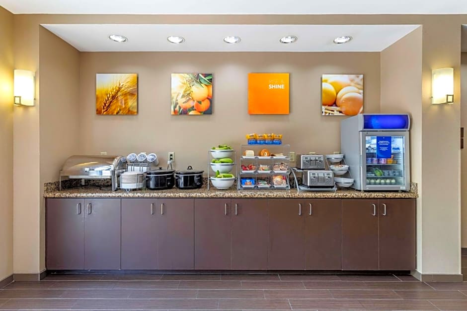 Comfort Suites Manchester