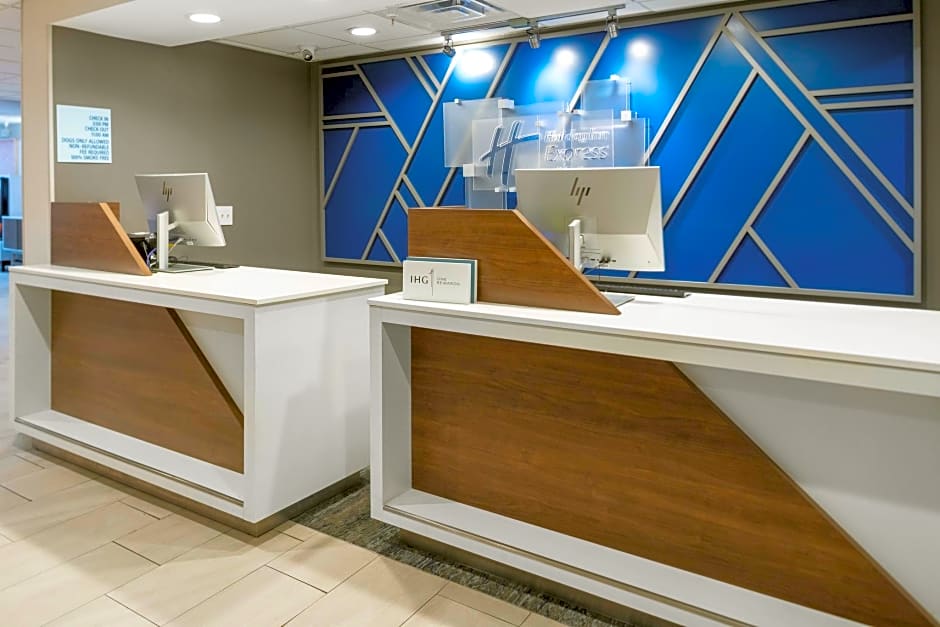 Holiday Inn Express Hotel & Suites Kimball