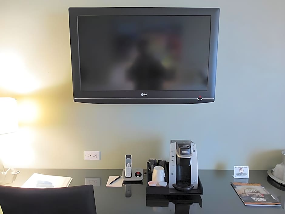 Hotel Current