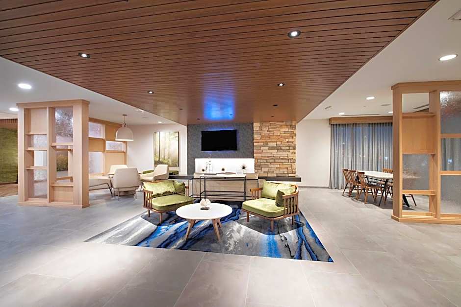 Fairfield Inn & Suites By Marriott Dayton North