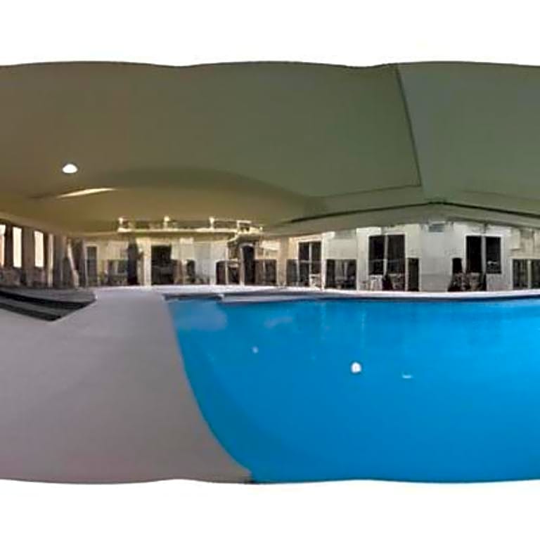 Holiday Inn Express Hotel & Suites Lamar