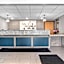 Best Western PLUS Flint Airport Inn & Suites