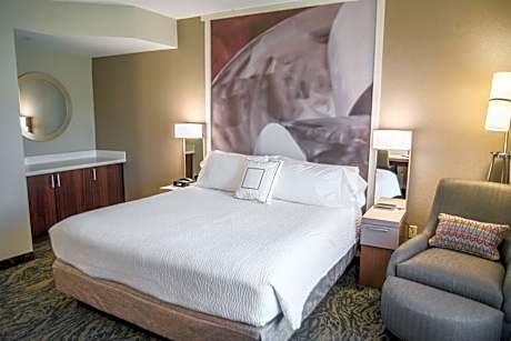 Larger Guest room, 1 King