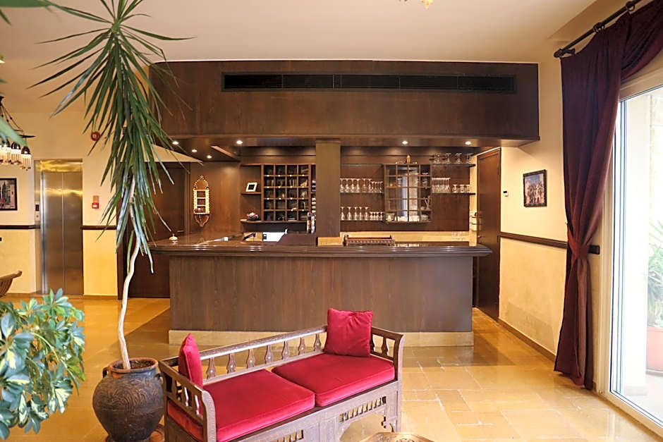 Quartier Suisse Hotel