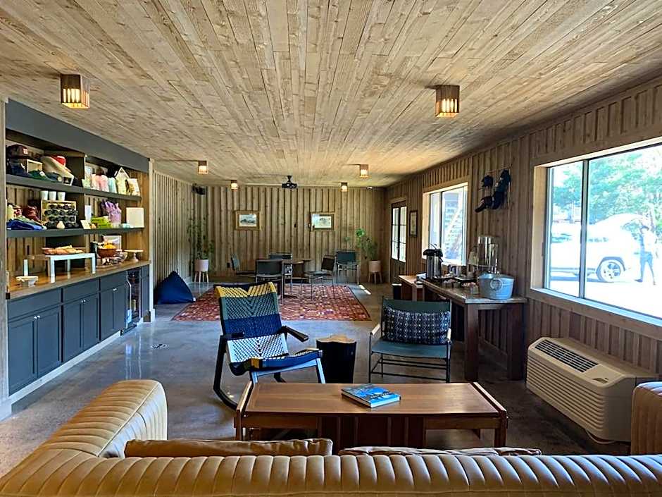 Station House Inn