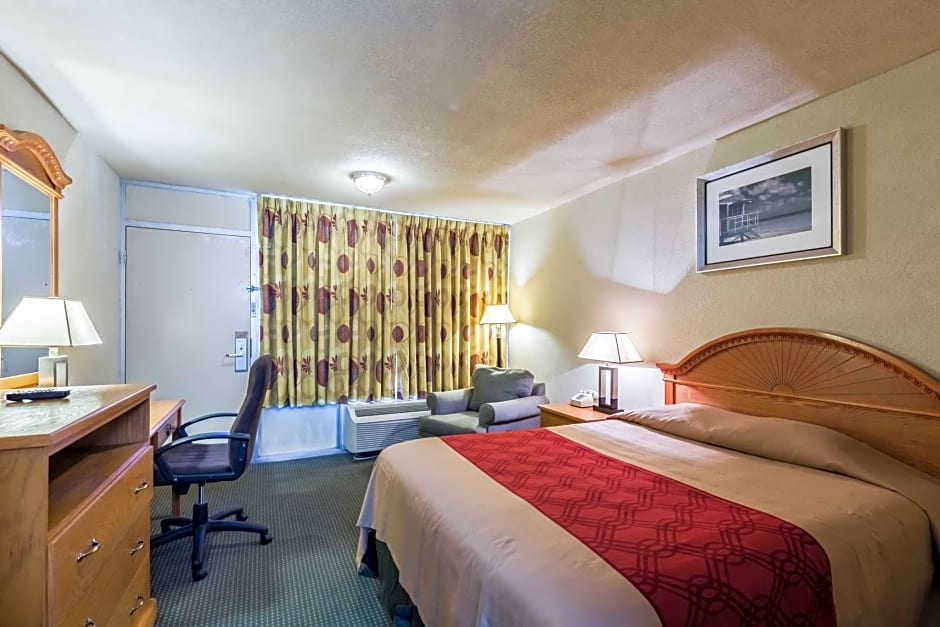 Econo Lodge Baytown