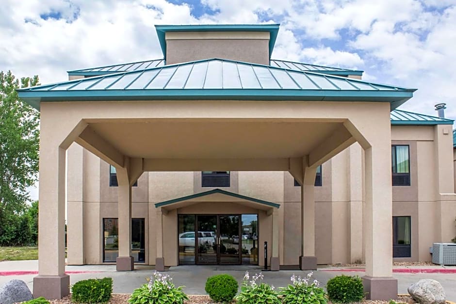 Econo Lodge Ankeny- Des Moines