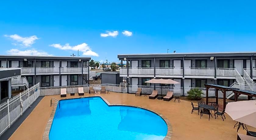 SureStay Hotel by Best Western Laredo