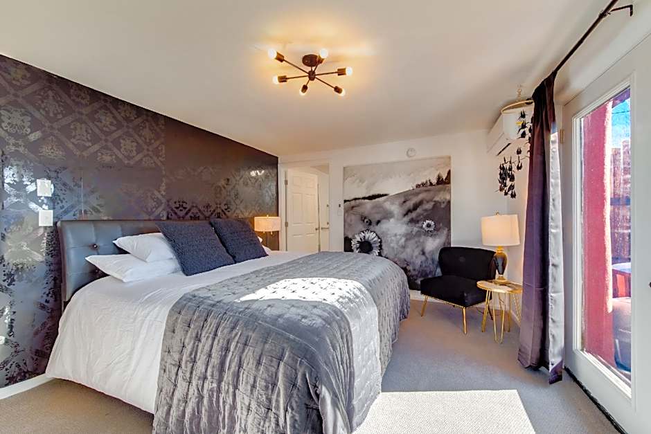 Desert Flower Boutique Hotel