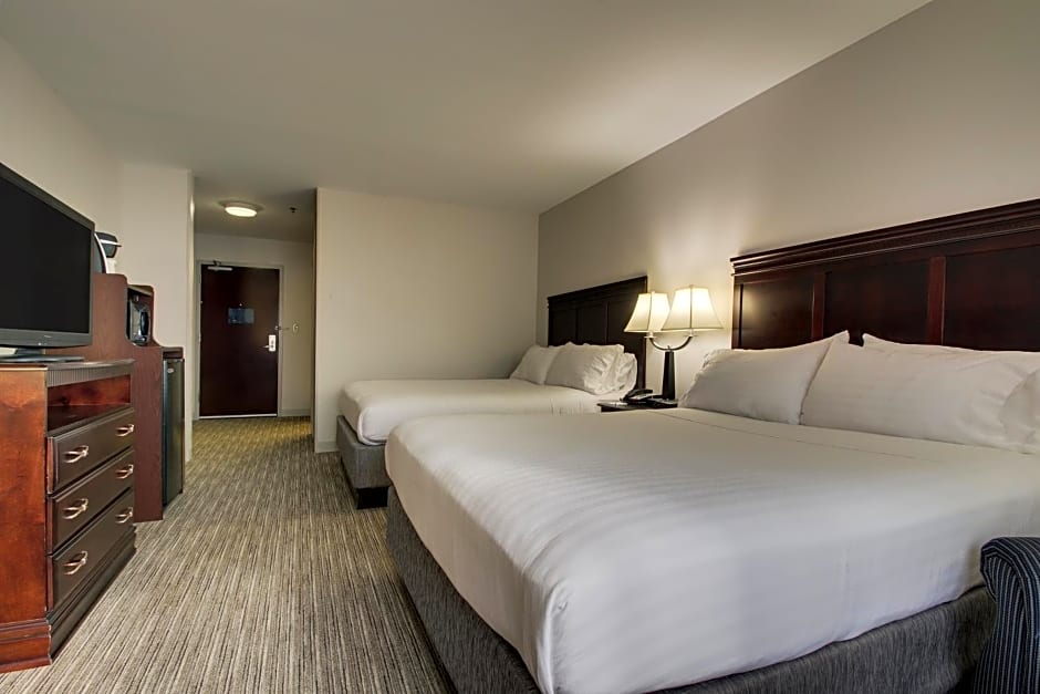 Holiday Inn Express Hotel & Suites Middleboro Raynham