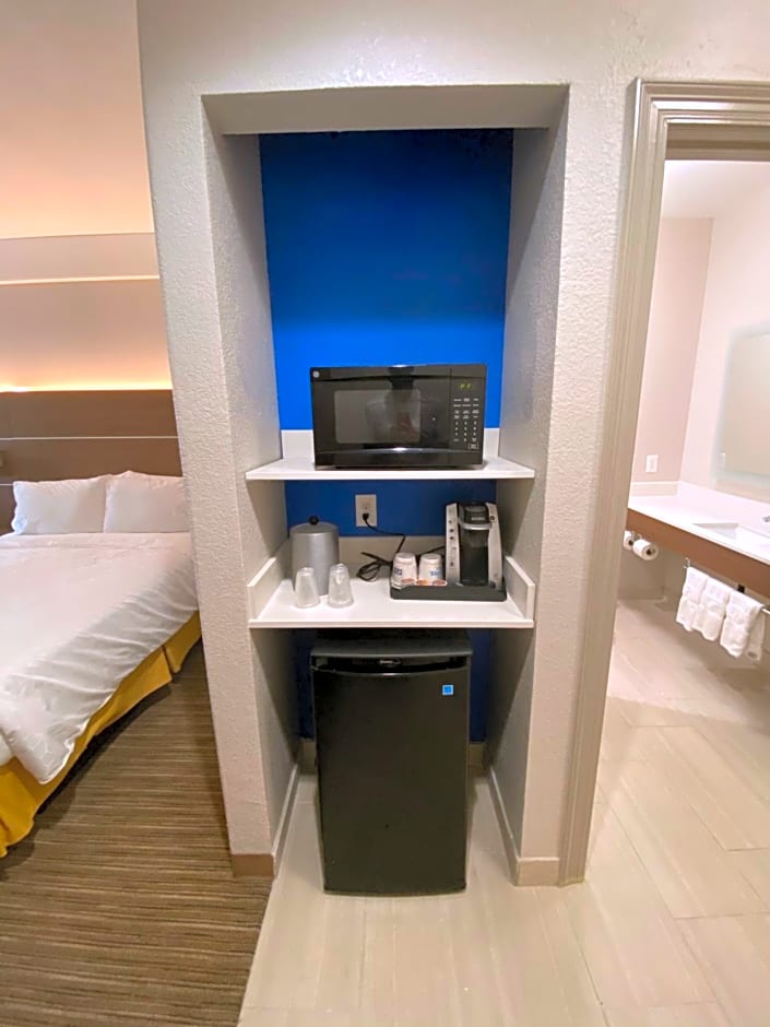 Holiday Inn Express Hotel Galveston West-Seawall