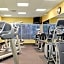 Comfort Suites Maingate East At Old Town