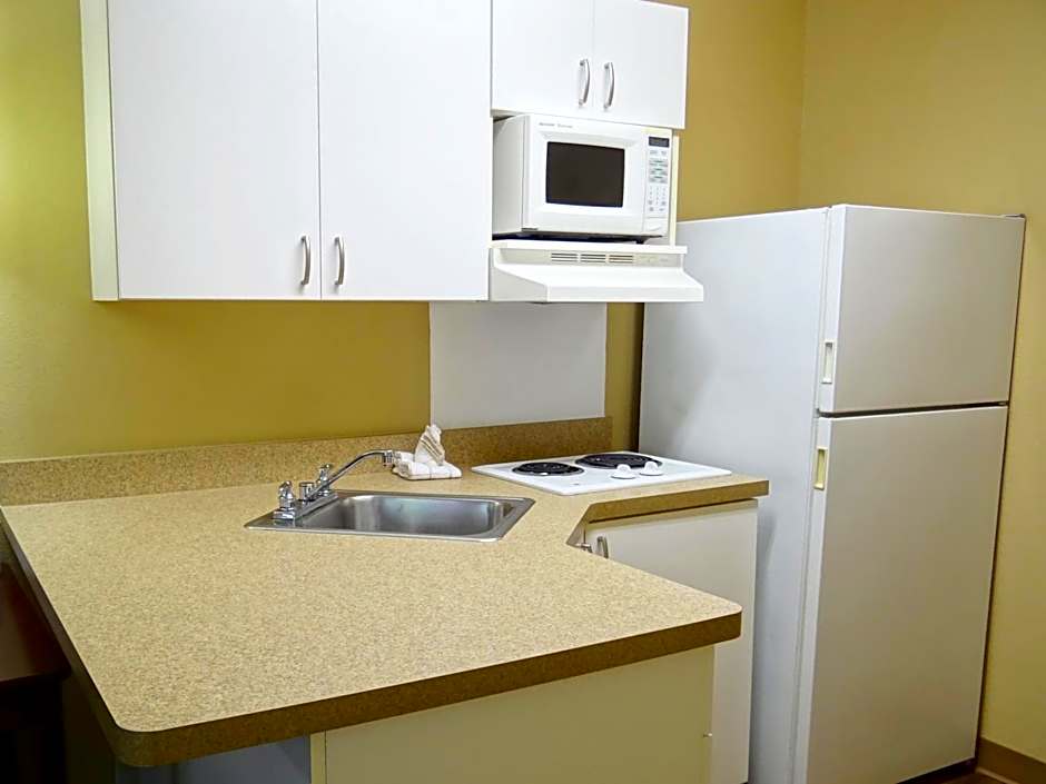 Extended Stay America Suites - Fort Lauderdale - Cypress Creek - Andrews Ave.