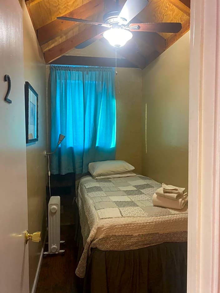 WILLIAMS AZ HOSTEL