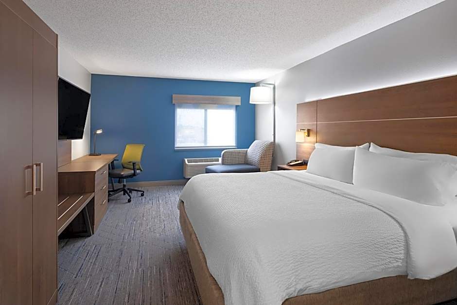 Holiday Inn Express Sheboygan-Kohler / I-43