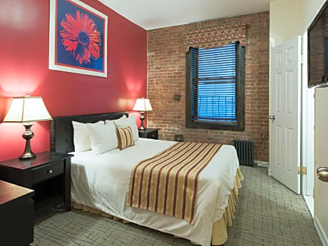 Double Room with Private Bathroom