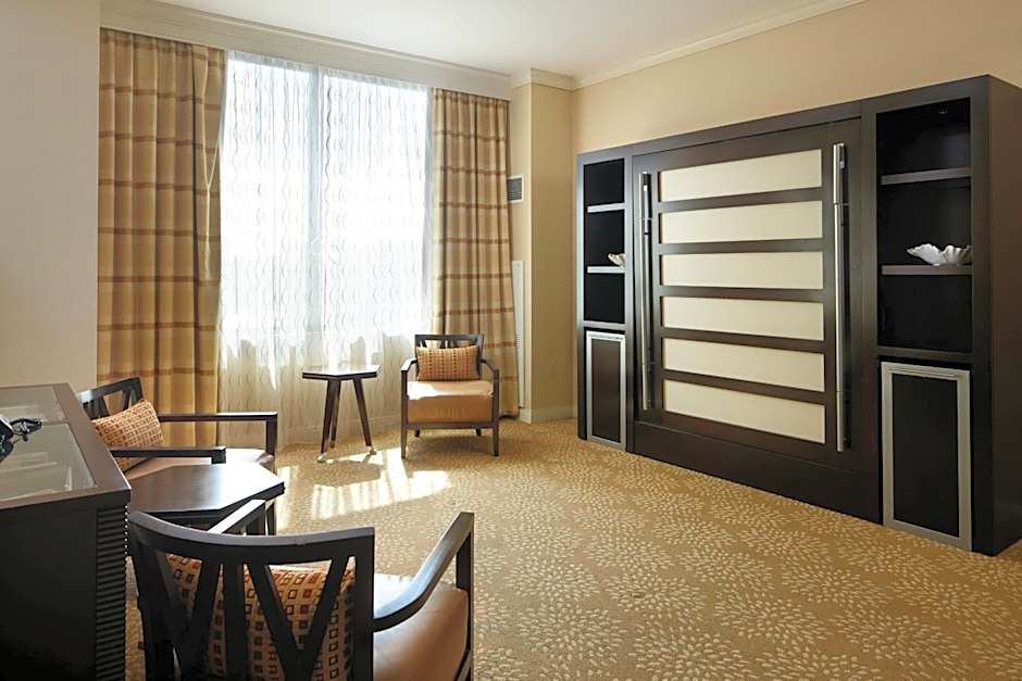 Milwaukee Marriott Downtown