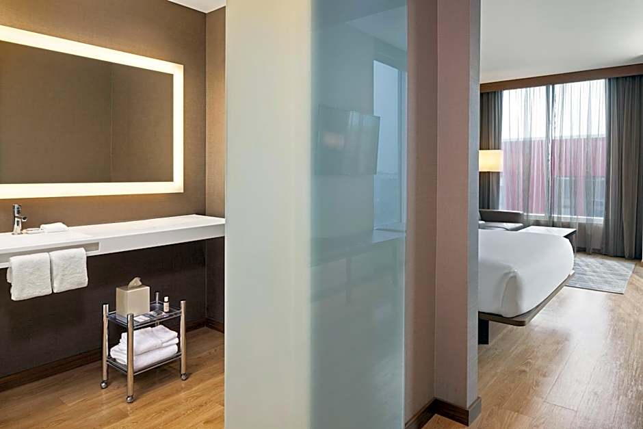 AC Hotel by Marriott Minneapolis West End