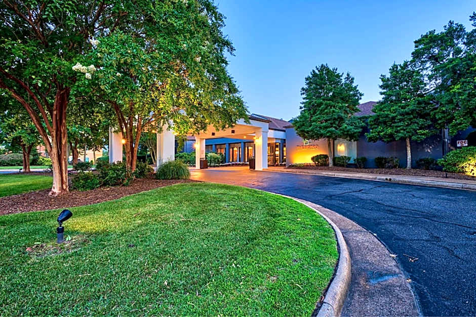 Courtyard by Marriott Hampton Coliseum Central