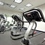 Holiday Inn Express & Suites - New Philadelphia Southwest