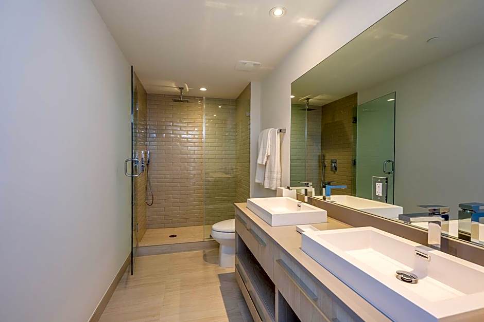 Hyde Beach House Hollywood Private Suites