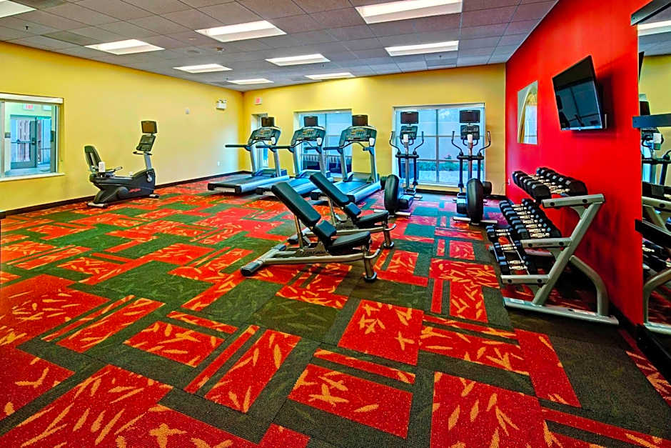 Courtyard by Marriott Westbury Long Island