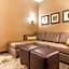 Comfort Suites University