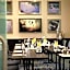 Renaissance by Marriott Arlington Capital View Hotel