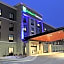 Holiday Inn Express & Suites St. Louise South I-55